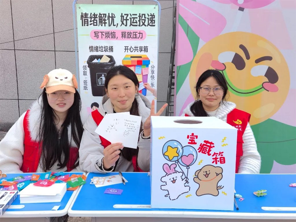 2.webp.jpg 2.webp.jpg