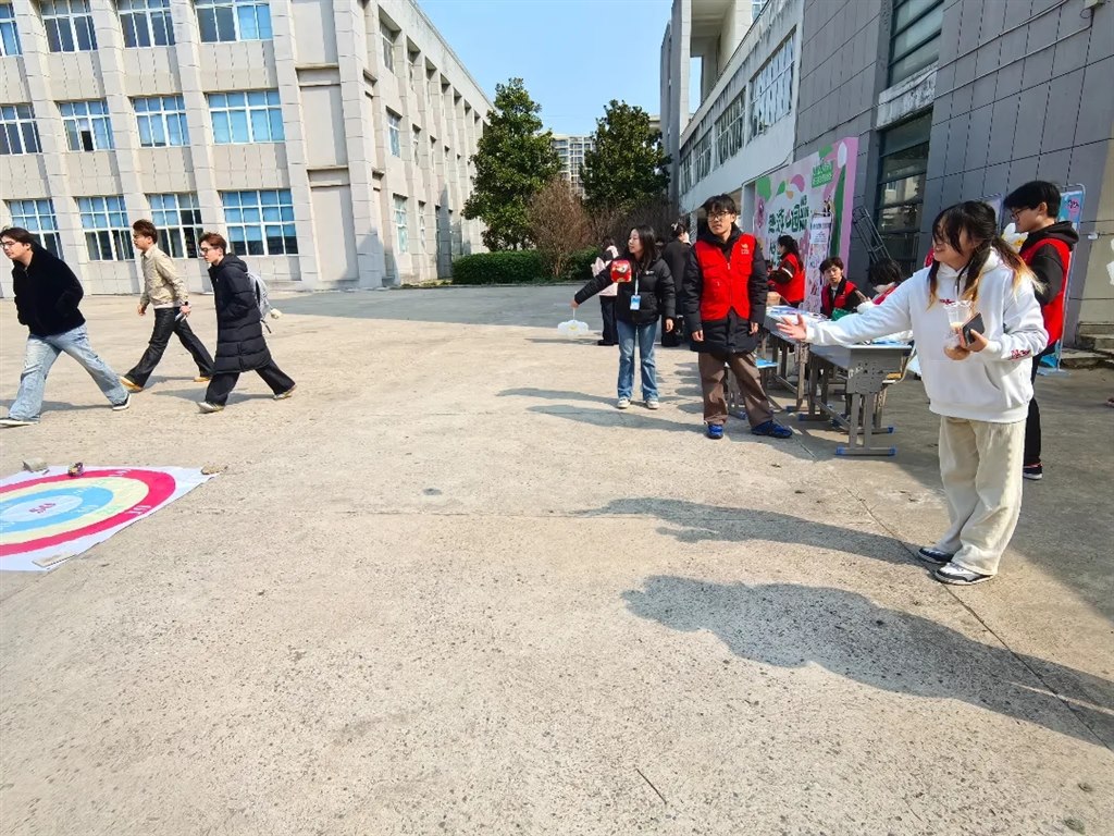 4.webp.jpg 4.webp.jpg